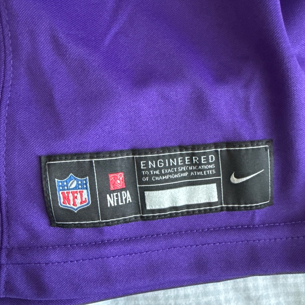 Nike Purple and White Men's Jersey - Picture 3 of 6
